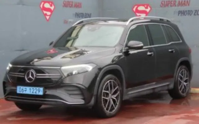 수원중고매매사이트 EQB (X243) EQB 300 4MATIC AMG 라인 매물 사진 19 - 2023/12 47,135km