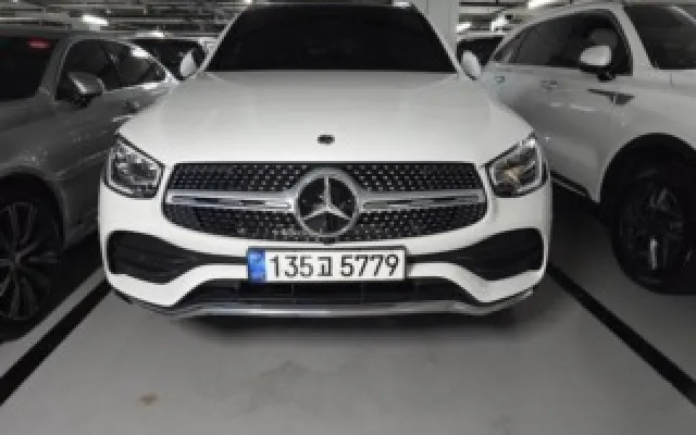 수원중고매매사이트 GLC클래스 X253 GLC 300 e 4MATIC 매물 사진 10 - 2022/04 24,824km